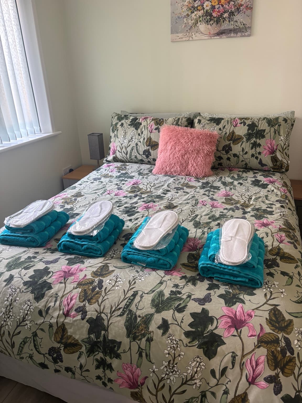 The prepared bedroom at Tolleridges Guest House